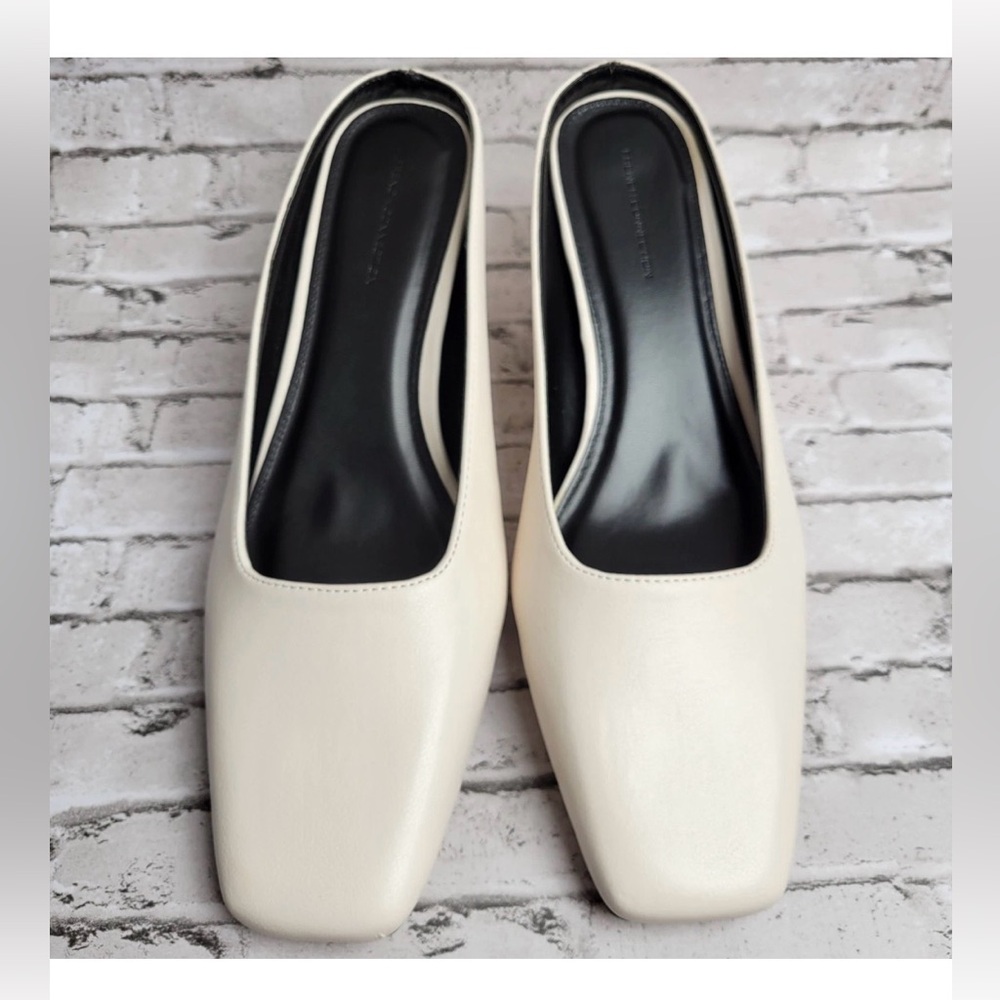 French Connection Amiee Mules in Winter White Women’s Size 9